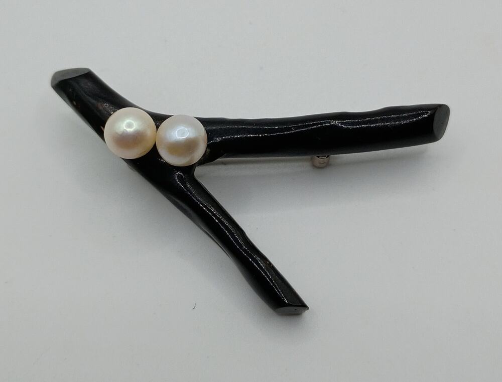 Vintage Black Bakelite-Style Branch Brooch with Genuine Cultured Pearls